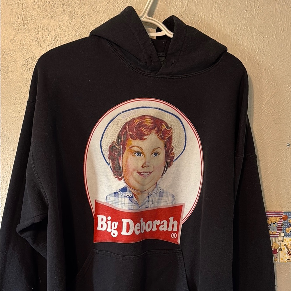 Black Retro Graphic Sweatshirt Hoodie